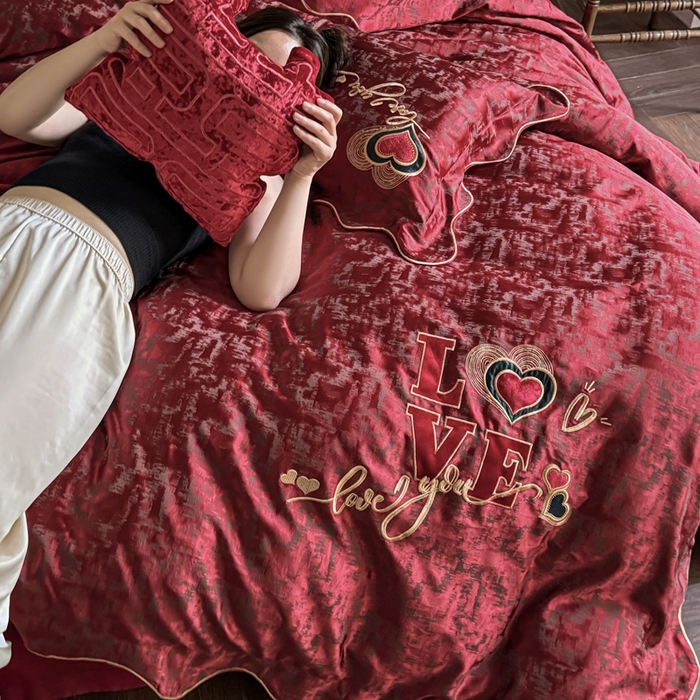 91家纺网 家纺一手货源 找家纺 甜咪咪婚庆 2026春夏新款大提花婚庆结婚四件套多件套床单床笠款 红妆