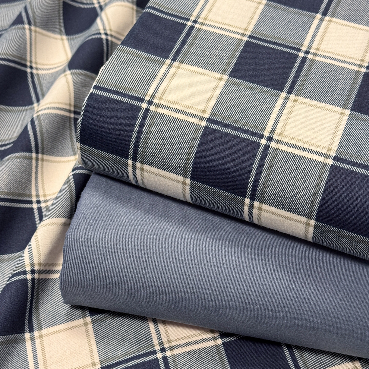 91家纺网 家纺一手货源 找家纺 女子家纺 2026新款40支13070全棉纯棉简约格子A版单床单床单单件 藏青学院