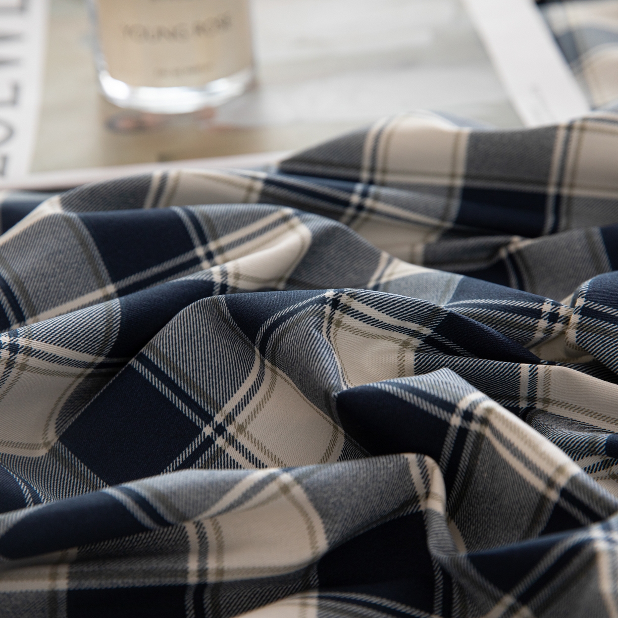 91家纺网 家纺一手货源 找家纺 女子家纺 2026新款40支13070全棉纯棉简约格子A版单床单床单单件 藏青学院