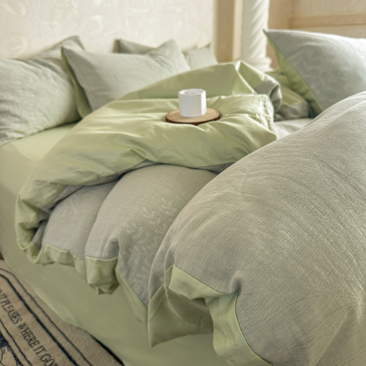 91家纺网 家纺一手货源 找家纺 田野 2026新款全棉水洗提花三层纱四件套 卡维  淡绿