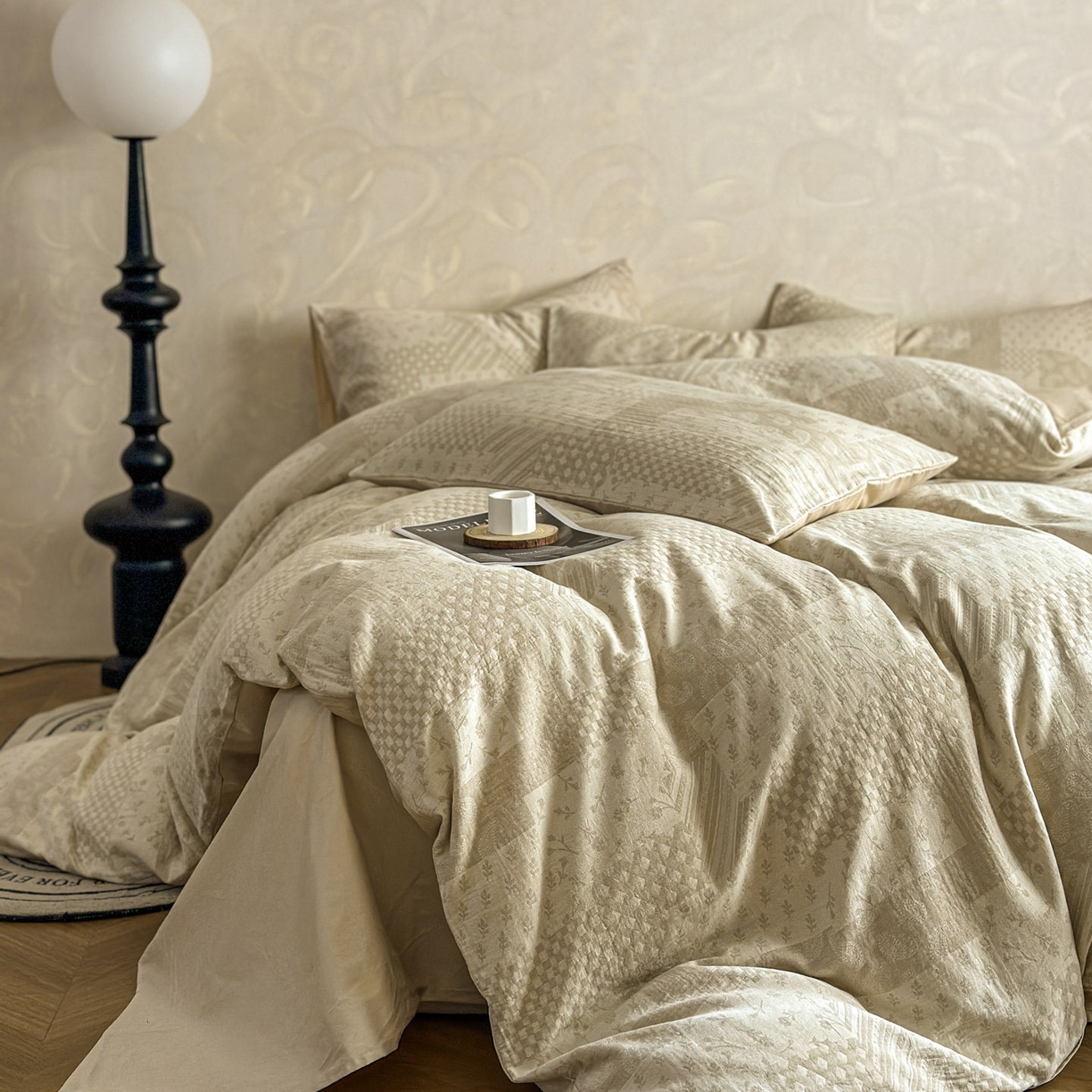 91家纺网 家纺一手货源 找家纺 田野 2026新款全棉水洗提花三层纱四件套 浮光 米驼