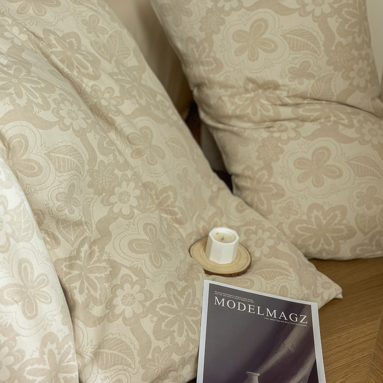 91家纺网 家纺一手货源 找家纺 田野 2026新款全棉水洗提花三层纱四件套 花语 米驼