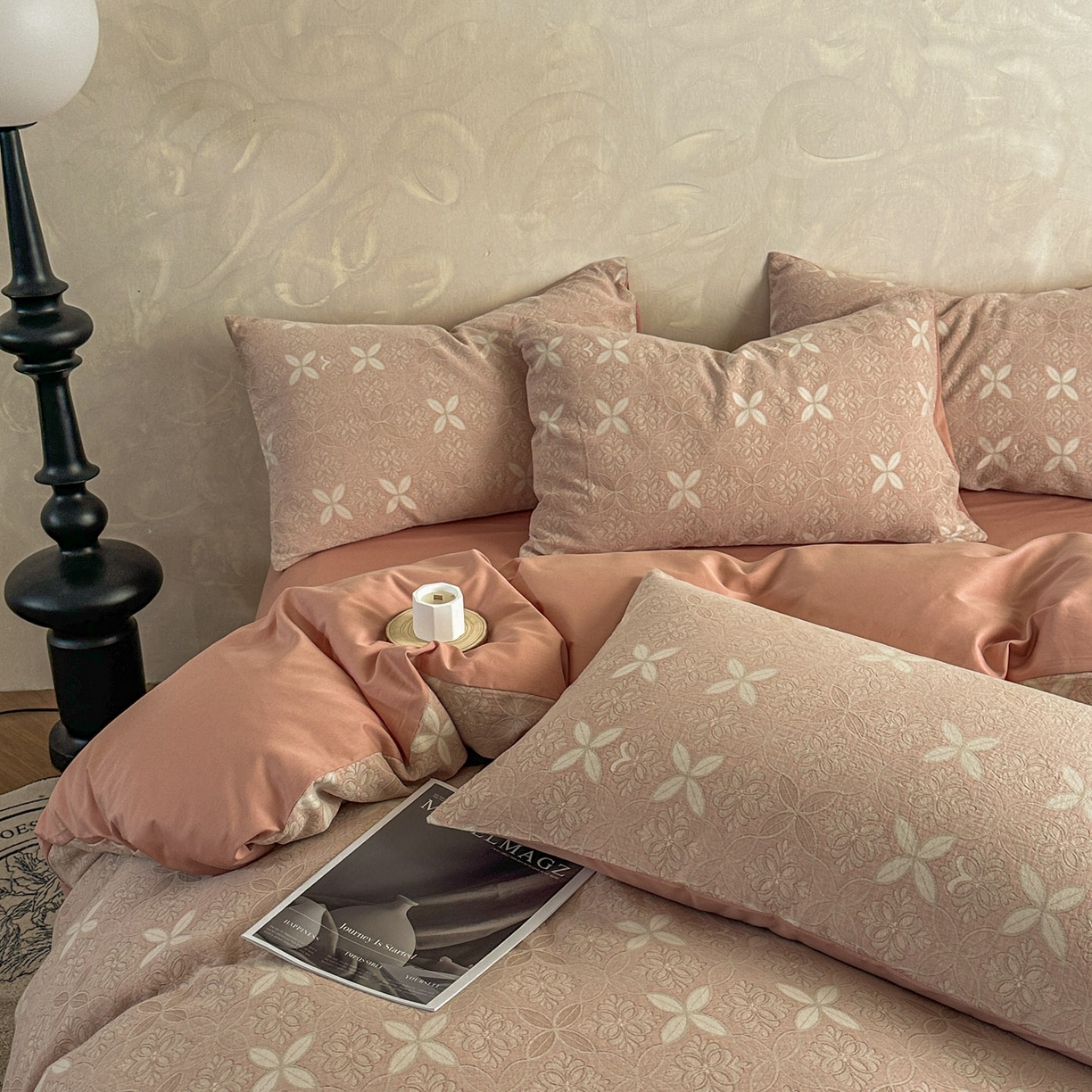 91家纺网 家纺一手货源 找家纺 田野 2026新款全棉水洗提花三层纱四件套 瑞恩 豆沙粉