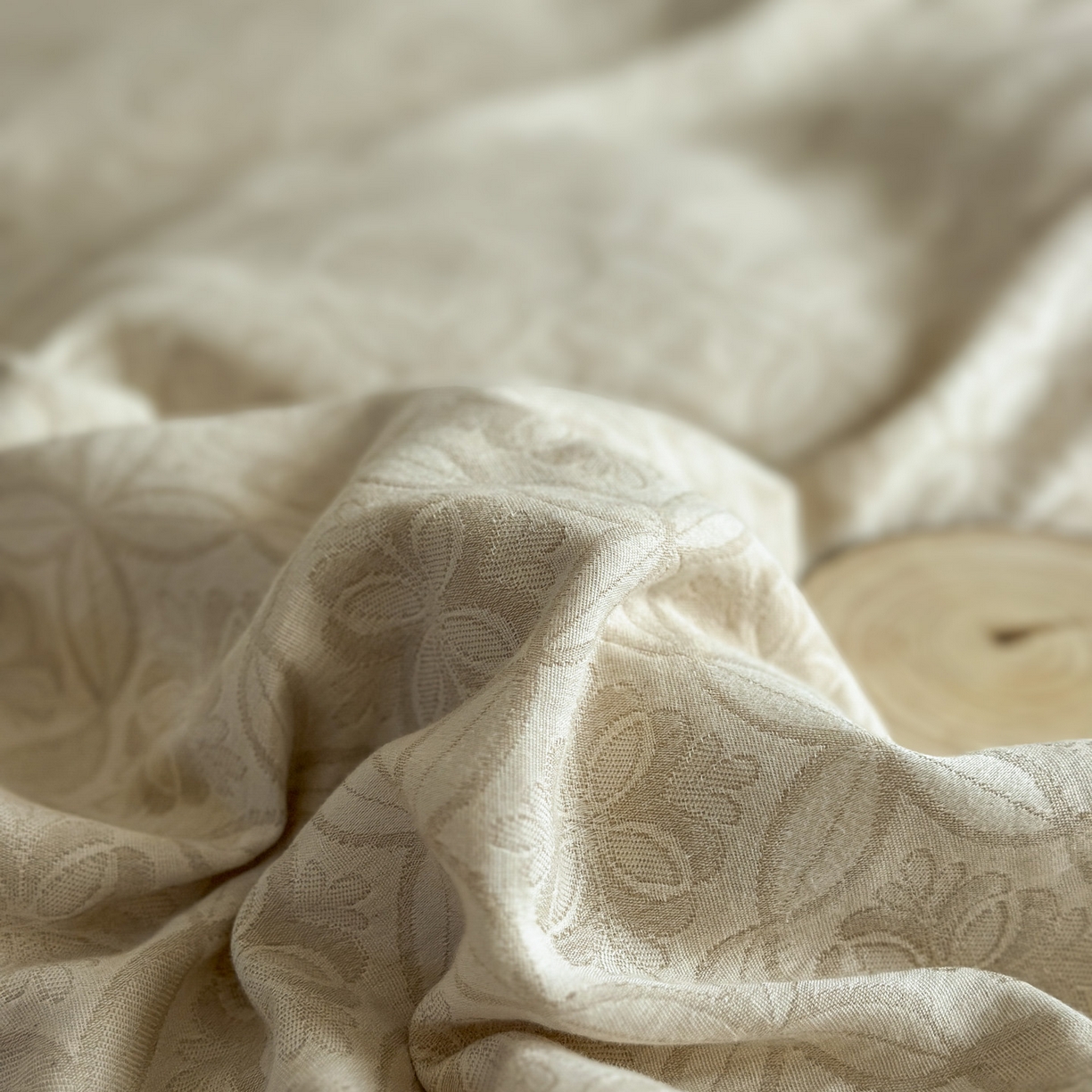 91家纺网 家纺一手货源 找家纺 田野 2026新款全棉水洗提花三层纱四件套 瑞恩 米驼