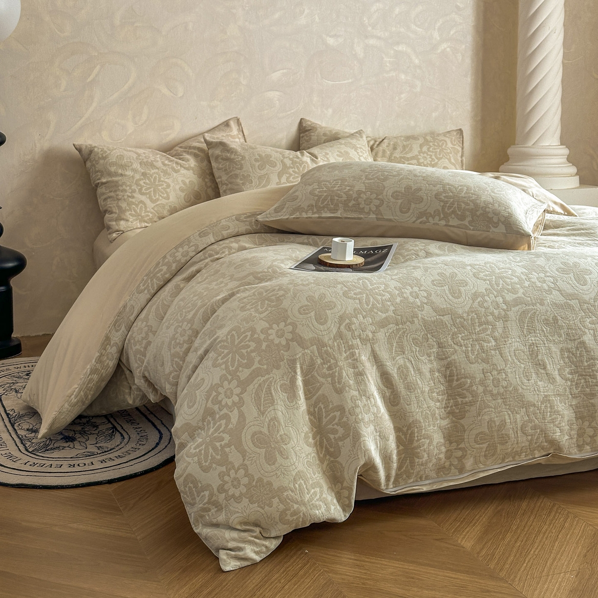 91家纺网 家纺一手货源 找家纺 田野 2026新款全棉水洗提花三层纱四件套 花语 米驼