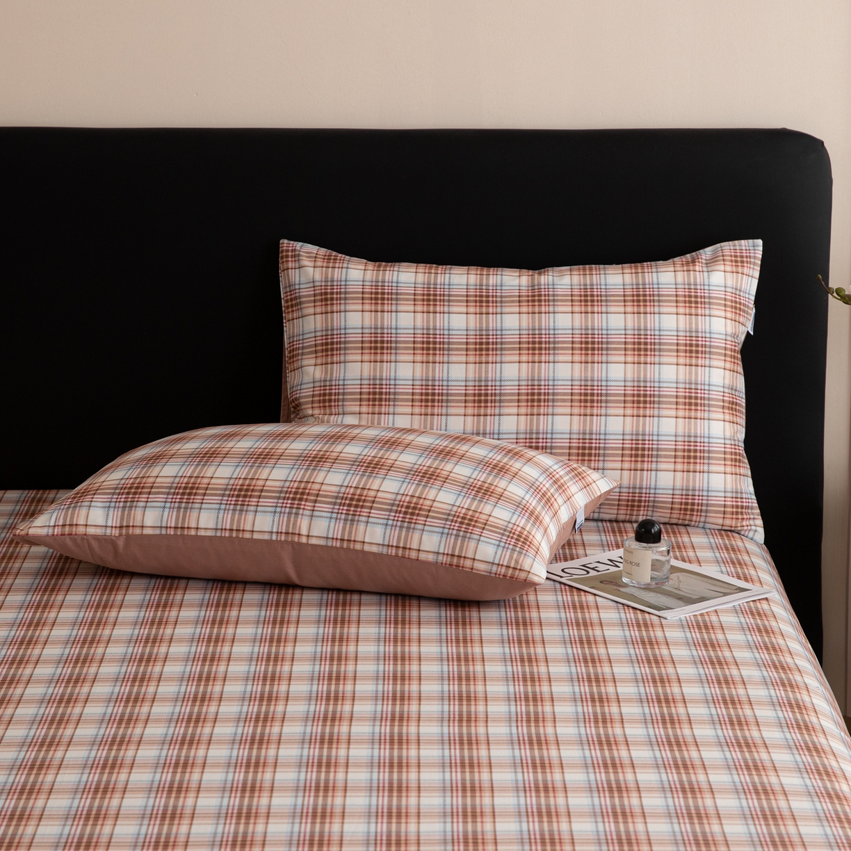 91家纺网 家纺一手货源 找家纺 女子家纺 2026新款40支13070全棉纯棉简约格子A版单床单床单单件 英伦-焦糖