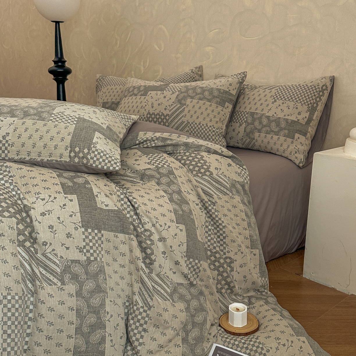 91家纺网 家纺一手货源 找家纺 田野 2026新款全棉水洗提花三层纱四件套 浮光 米灰