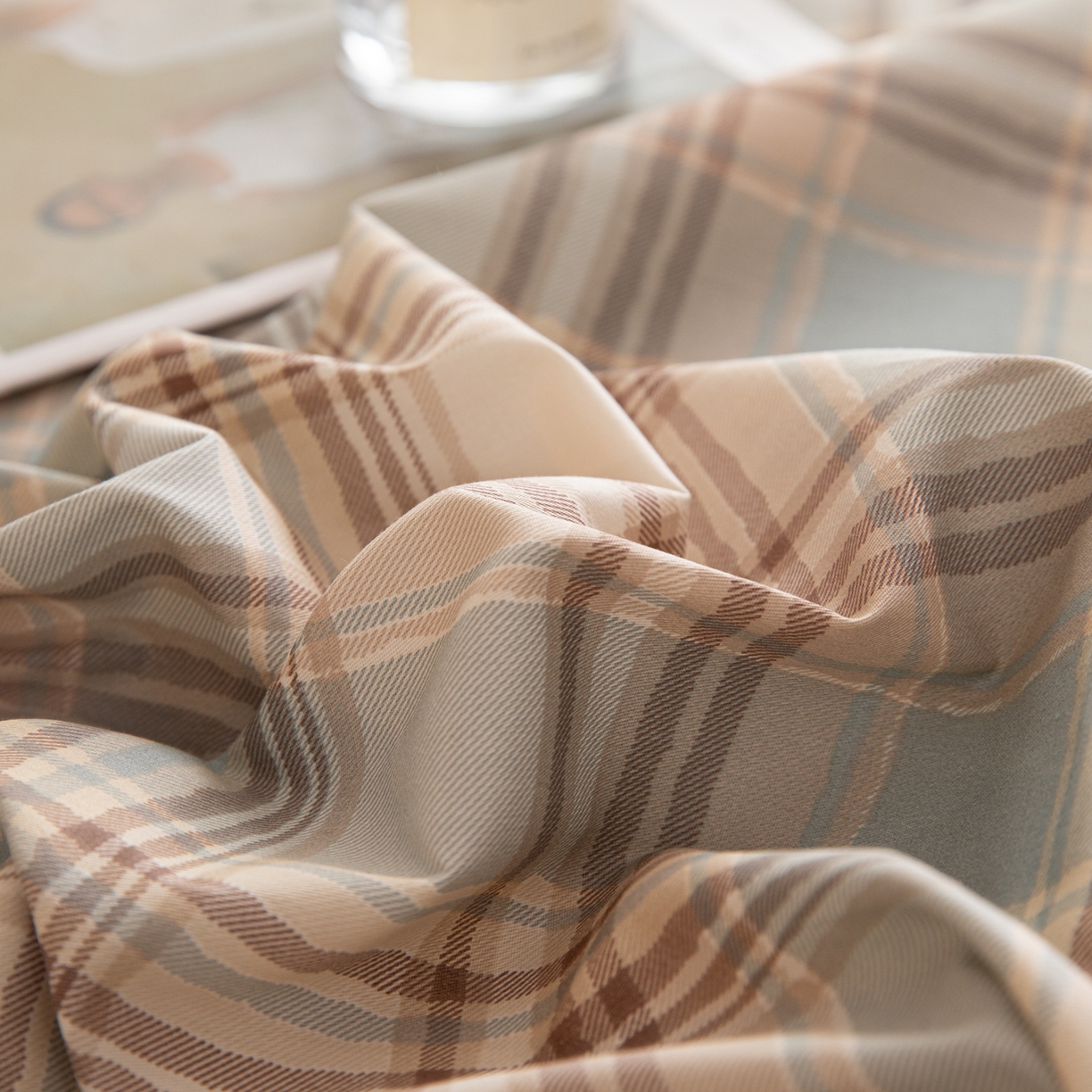 91家纺网 家纺一手货源 找家纺 女子家纺 2026新款40支13070全棉纯棉简约格子A版单床单床单单件 英伦-蓝咖