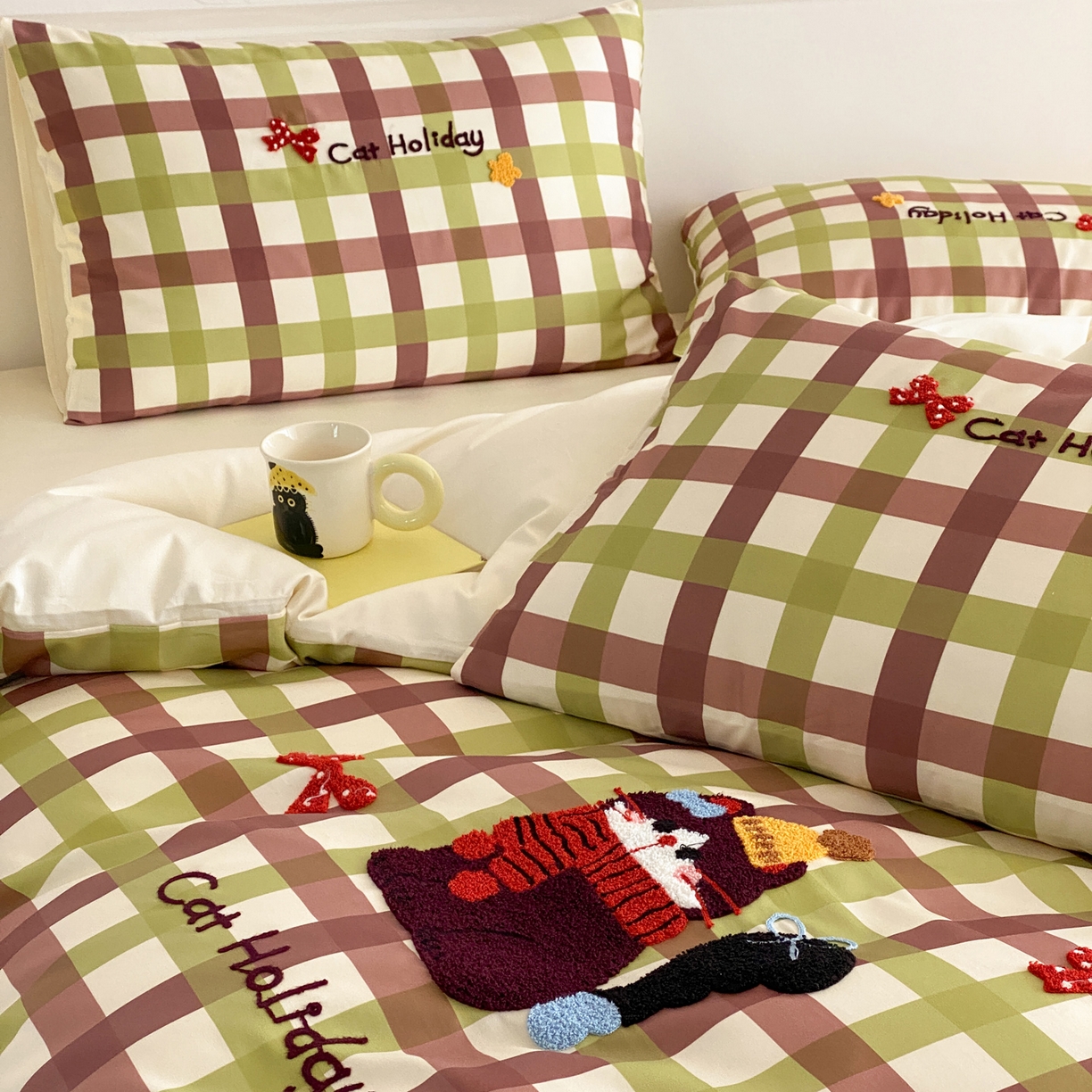 91家纺网 家纺一手货源 找家纺 如一 2026新款50S数码全棉长绒棉纯棉毛巾绣四件套 假日猫