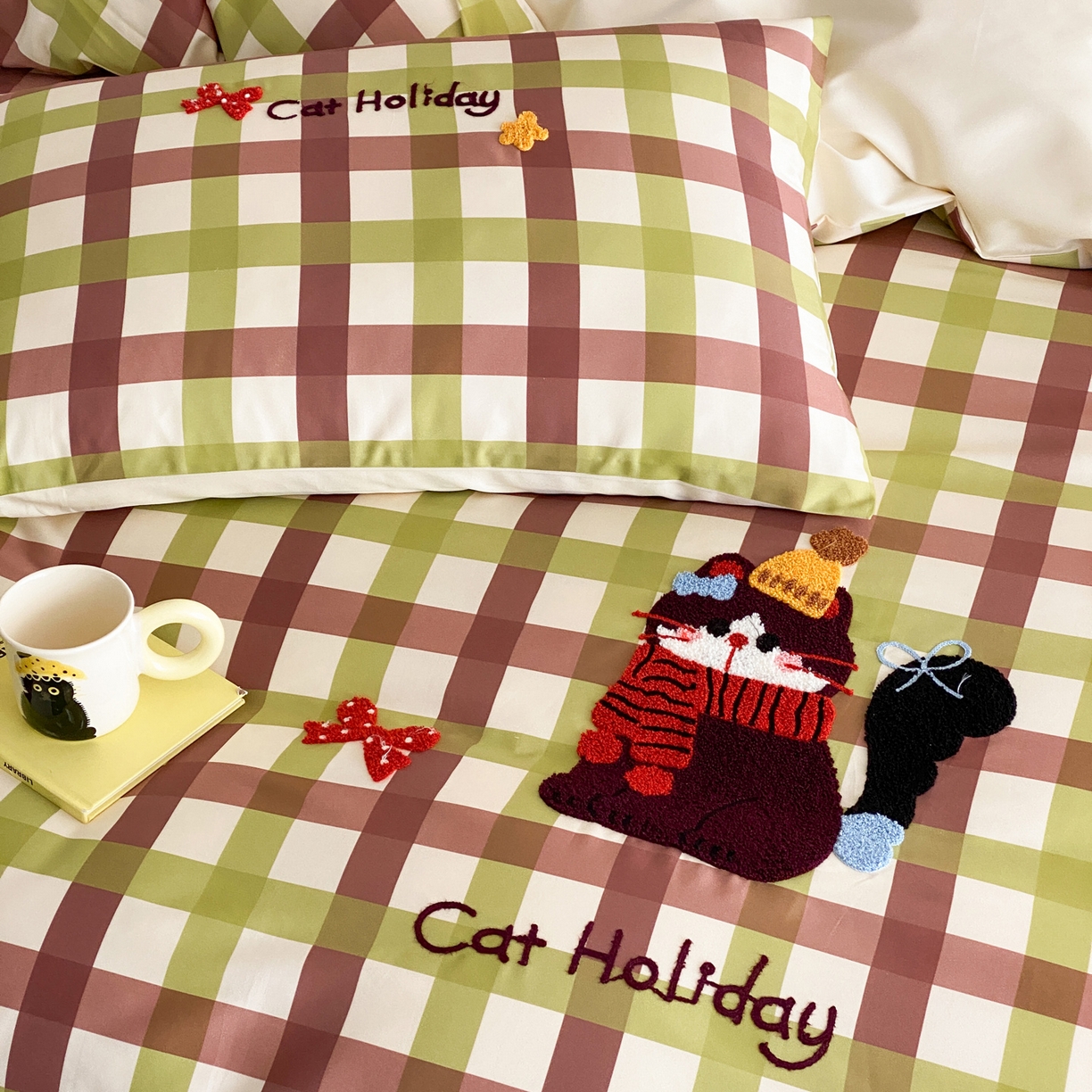 91家纺网 家纺一手货源 找家纺 如一 2026新款50S数码全棉长绒棉纯棉毛巾绣四件套 假日猫