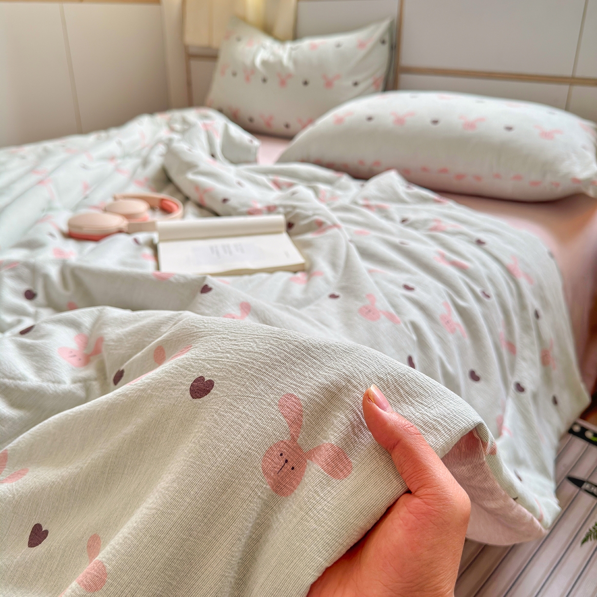 91家纺网 家纺一手货源 找家纺 老帅的工厂店 2026新款A类大豆色织提花夏被 兔心印