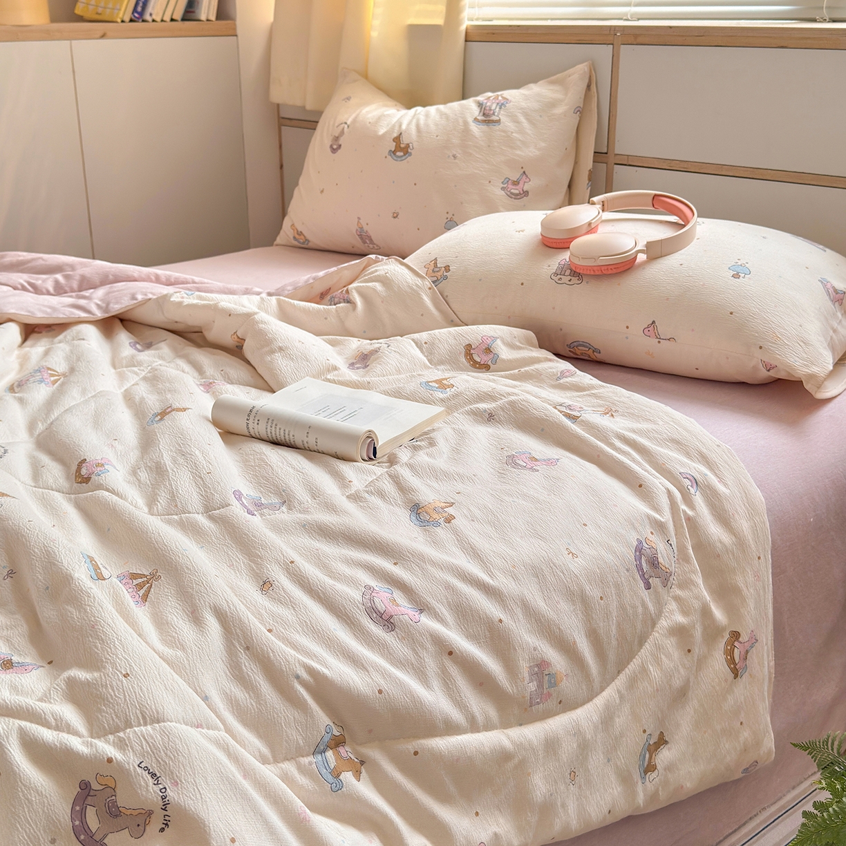 91家纺网 家纺一手货源 找家纺 老帅的工厂店 2026新款A类大豆色织提花夏被 软白木马