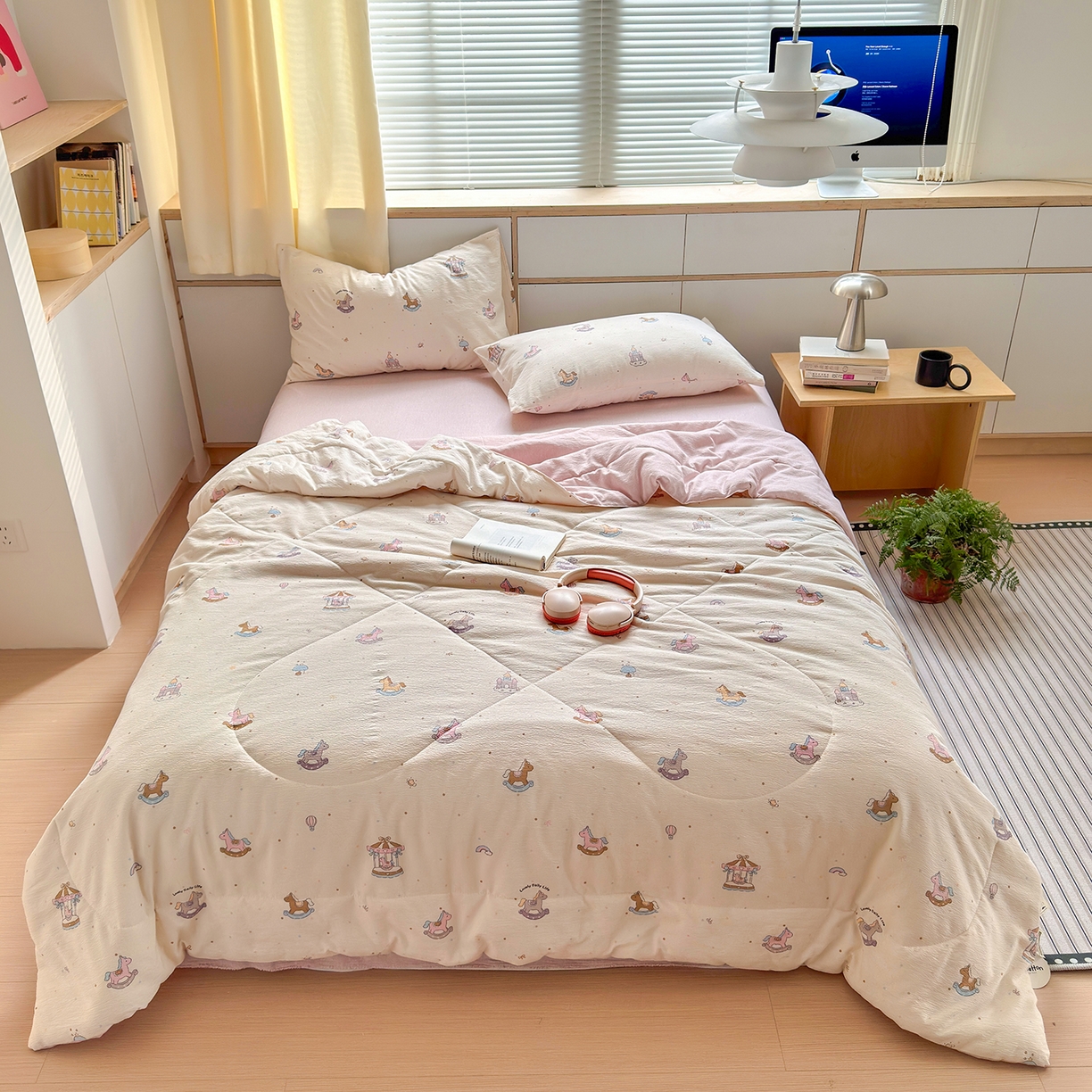 91家纺网 家纺一手货源 找家纺 老帅的工厂店 2026新款A类大豆色织提花夏被 软白木马