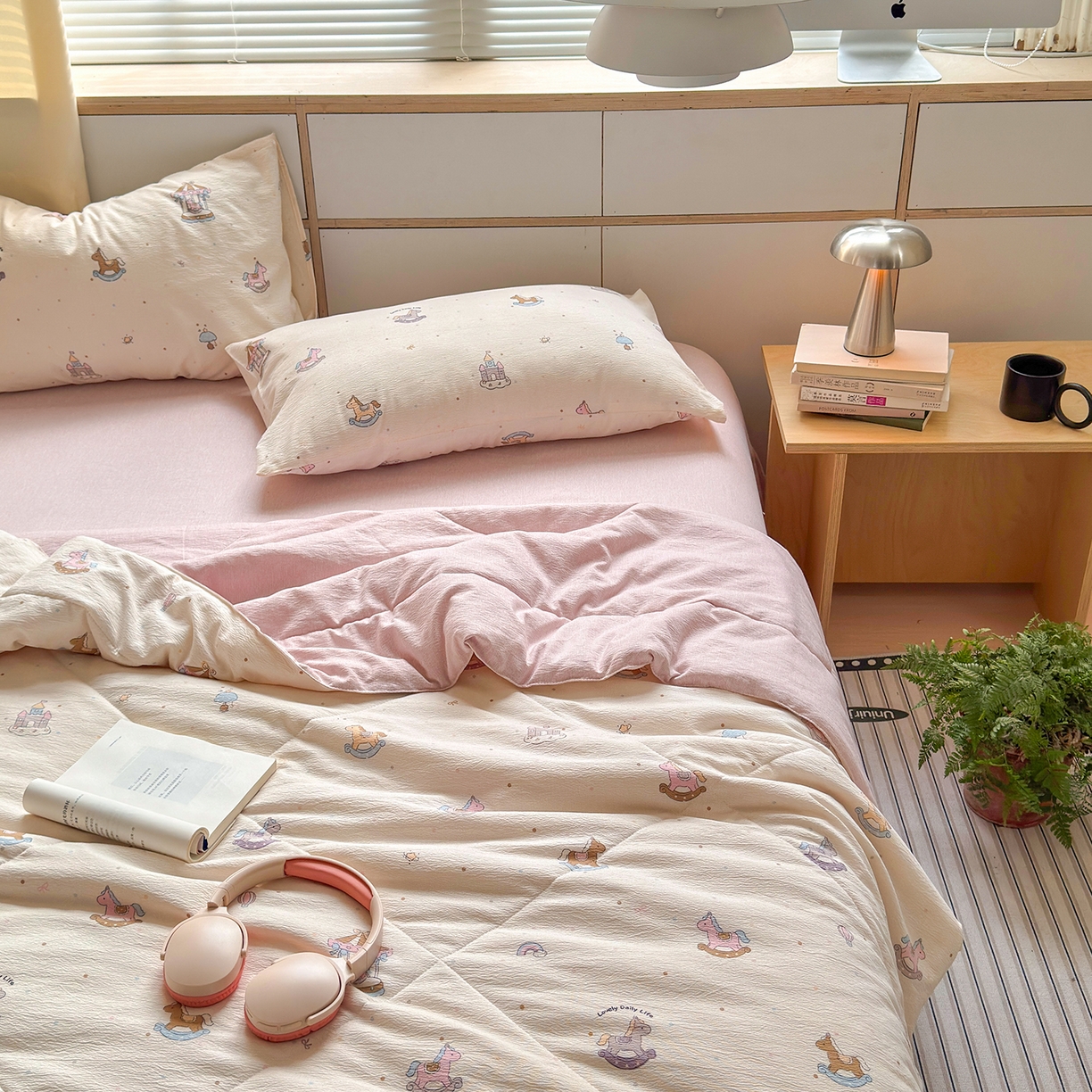 91家纺网 家纺一手货源 找家纺 老帅的工厂店 2026新款A类大豆色织提花夏被 软白木马