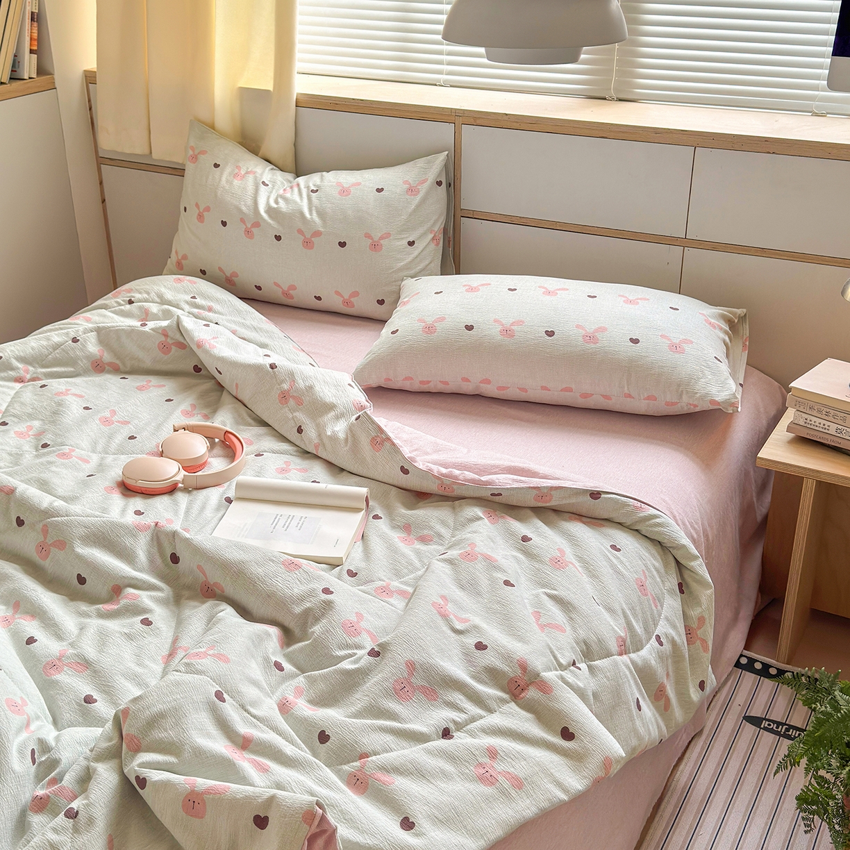 91家纺网 家纺一手货源 找家纺 老帅的工厂店 2026新款A类大豆色织提花夏被 兔心印