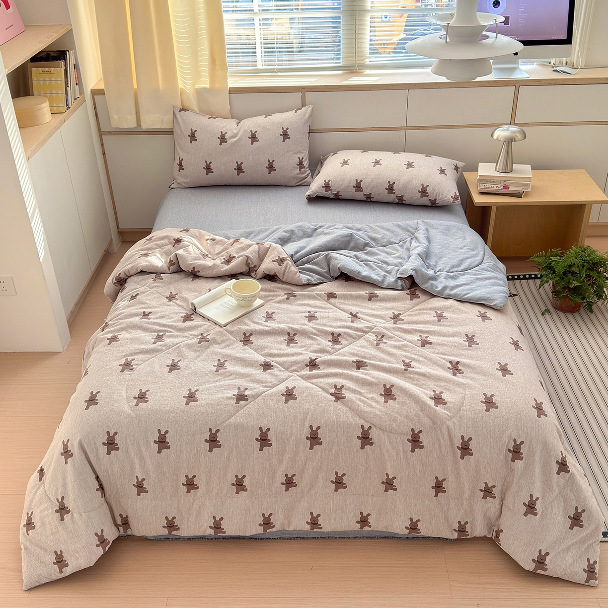 91家纺网 家纺一手货源 找家纺 老帅的工厂店 2026新款A类大豆色织提花夏被 棕兔