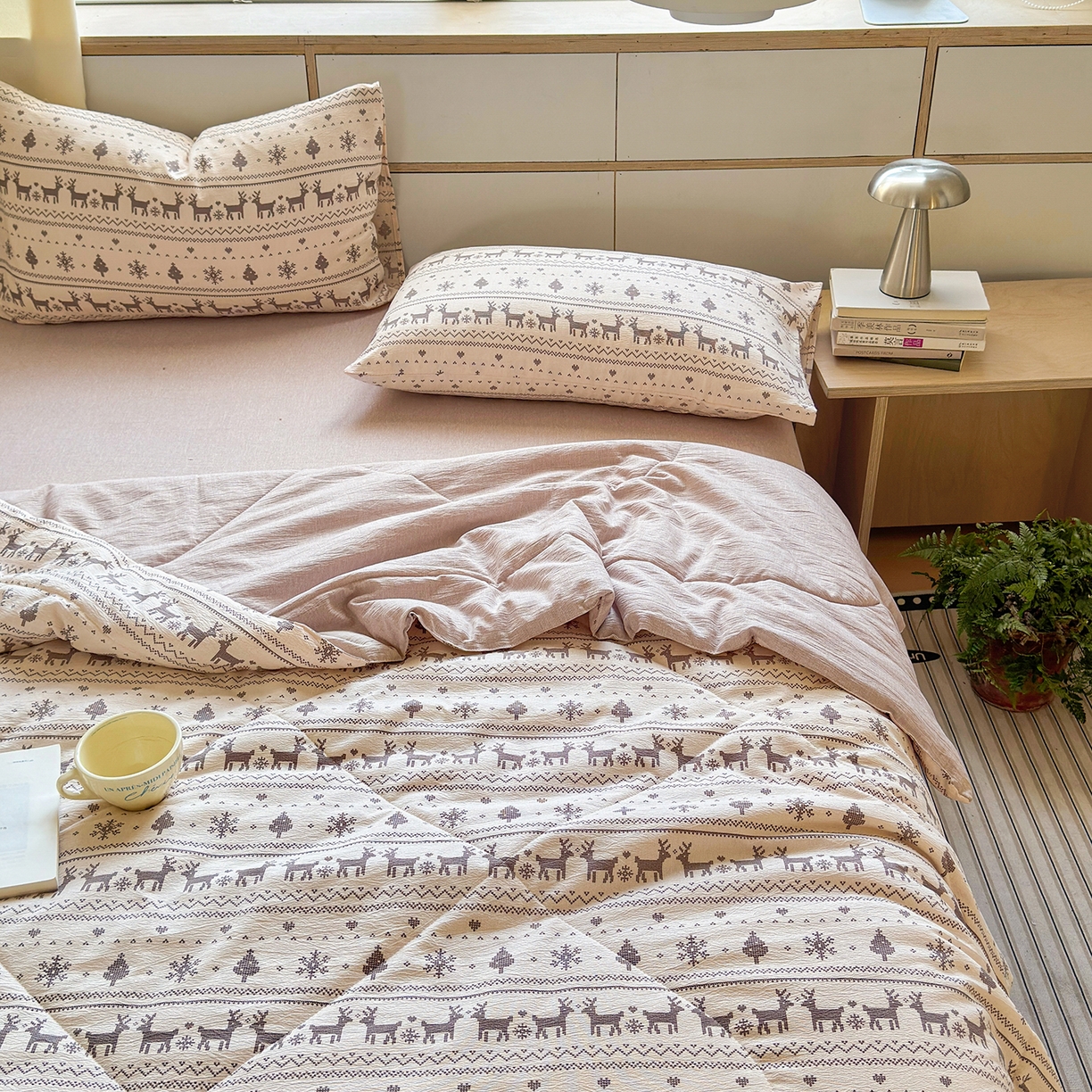 91家纺网 家纺一手货源 找家纺 老帅的工厂店 2026新款A类大豆色织提花夏被 北欧鹿织