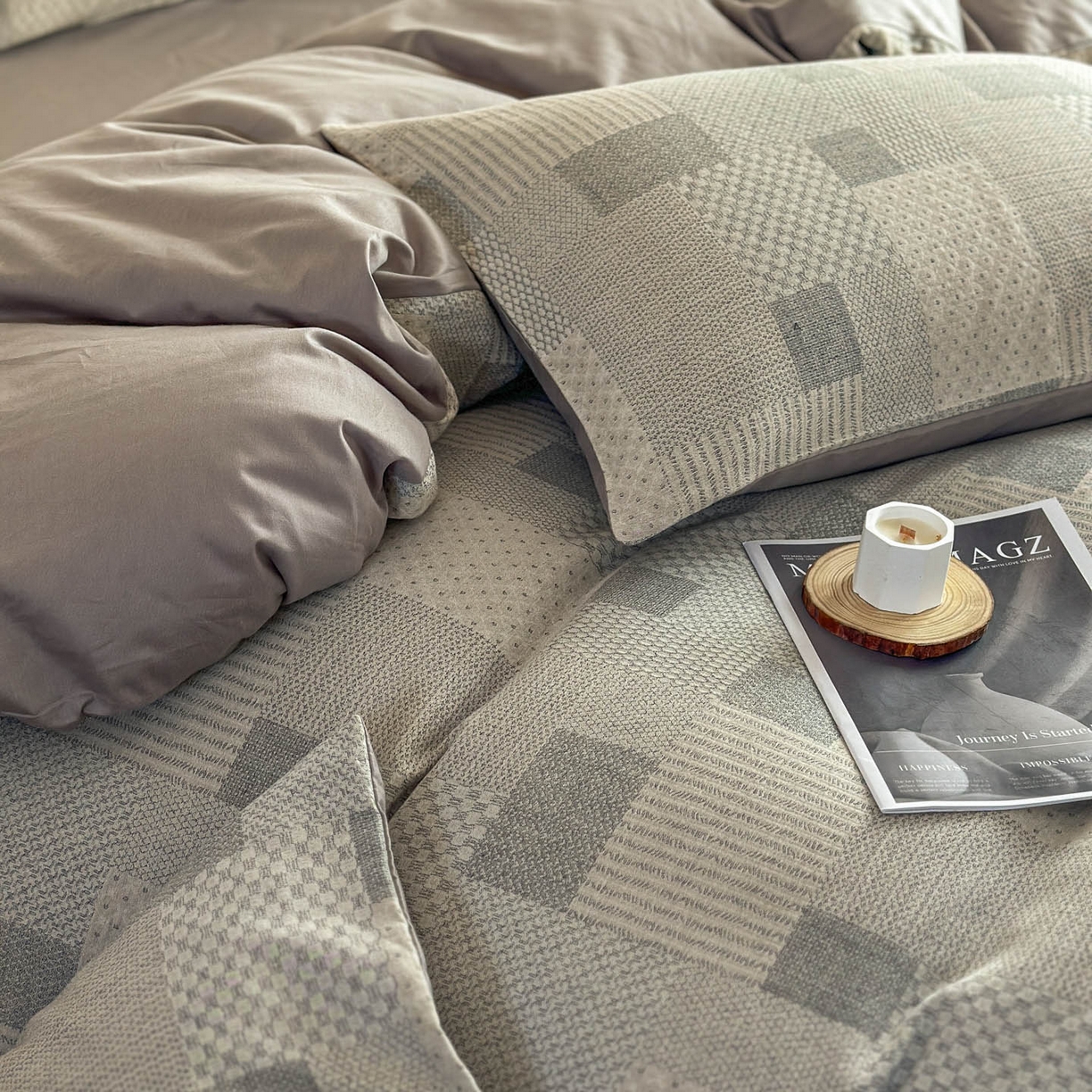 91家纺网 家纺一手货源 找家纺 田野 2026新款全棉水洗提花三层纱四件套 半糖主义 米灰