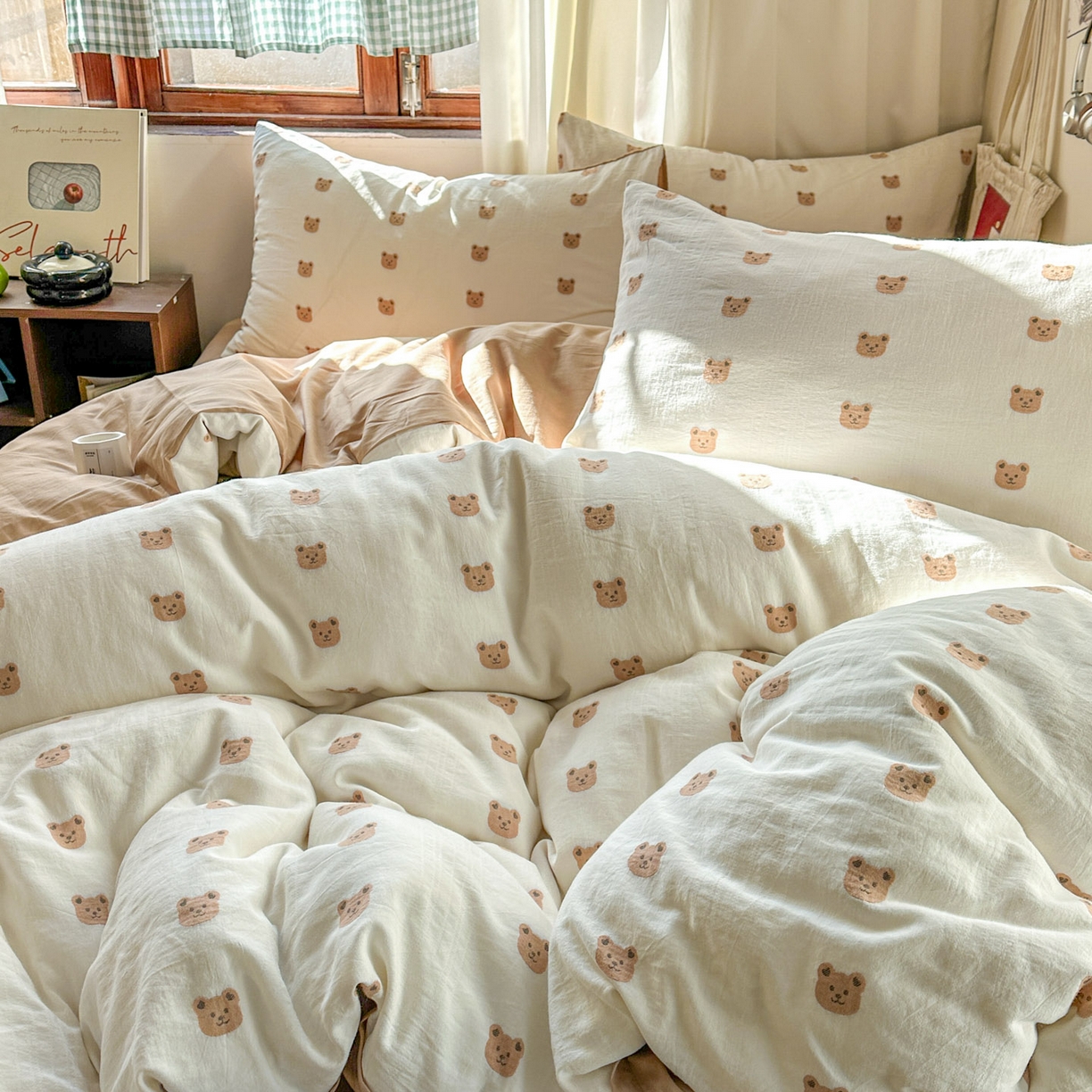 91家纺网 家纺一手货源 找家纺 田野 2026新款水洗棉提花人字小清新系列四件套 甜心熊