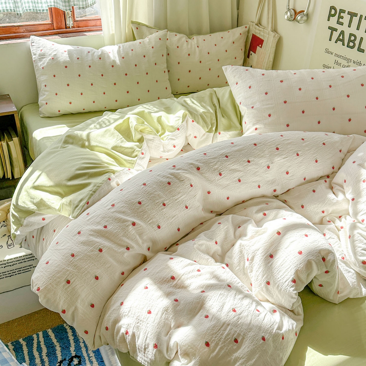 91家纺网 家纺一手货源 找家纺 田野 2026新款水洗棉提花人字小清新系列四件套 草莓奶绿