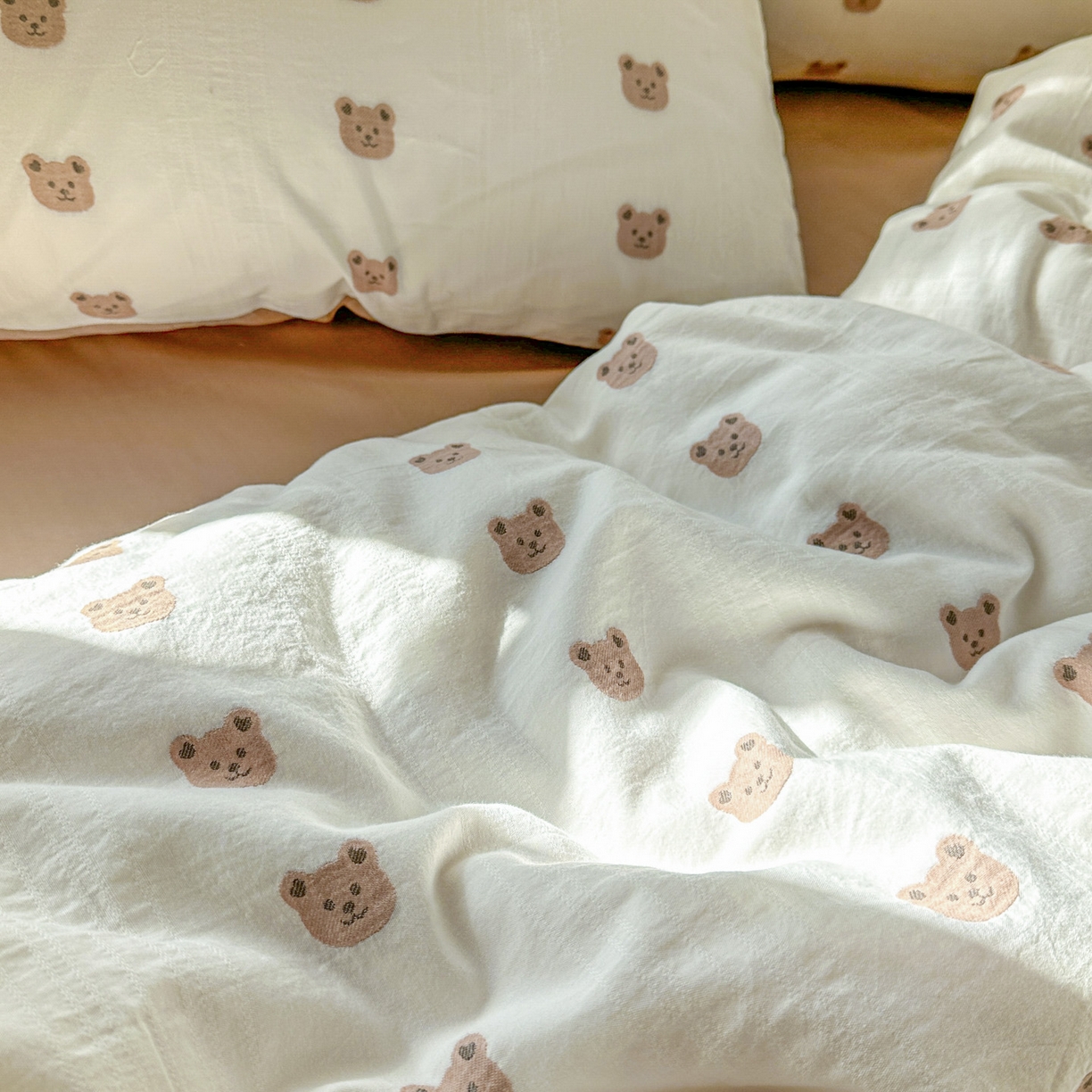 91家纺网 家纺一手货源 找家纺 田野 2026新款水洗棉提花人字小清新系列四件套 甜心熊
