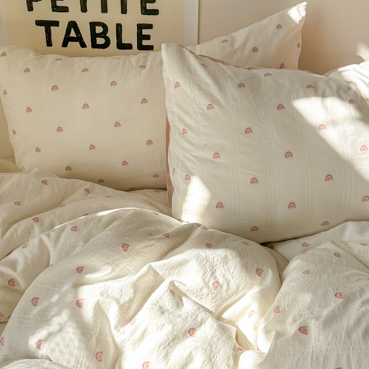 91家纺网 家纺一手货源 找家纺 田野 2026新款水洗棉提花人字小清新系列四件套 彩虹糖