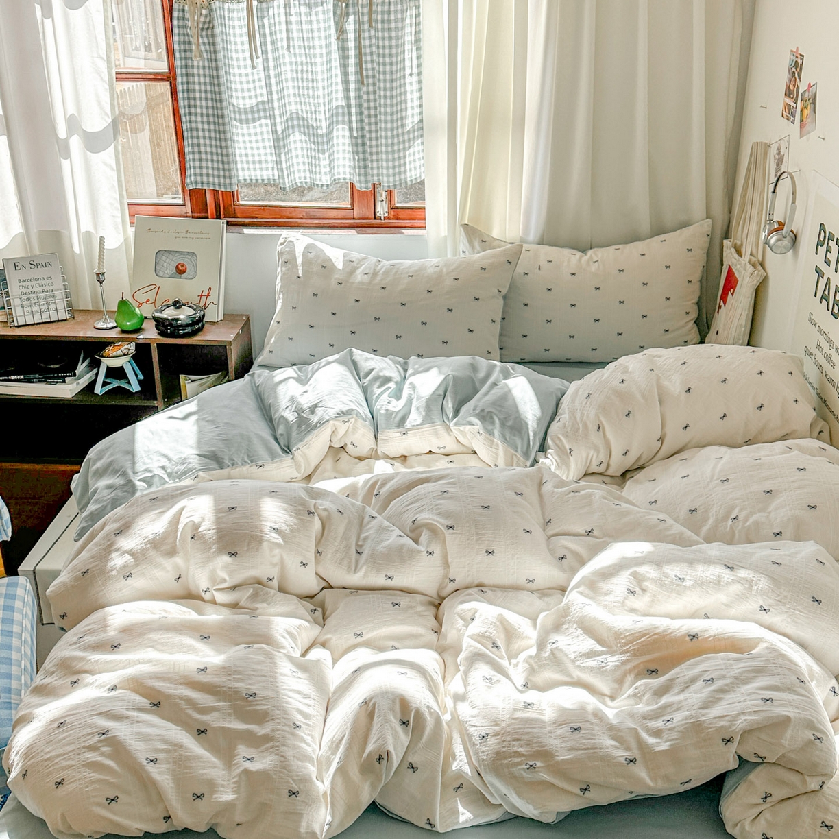 91家纺网 家纺一手货源 找家纺 田野 2026新款水洗棉提花人字小清新系列四件套 雾蓝蝴蝶结