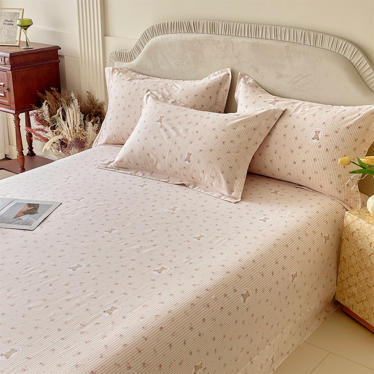 91家纺网 家纺一手货源 找家纺 宝齐莱家纺 2026新款全棉纯棉13372印花单床单床单单件 小确幸