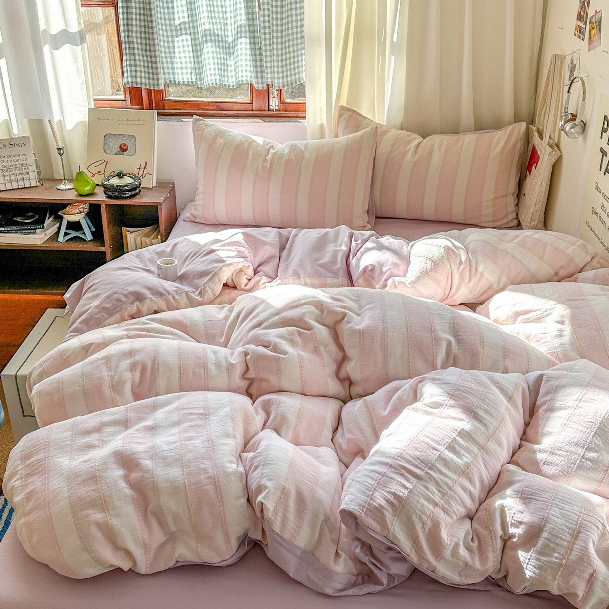 91家纺网 家纺一手货源 找家纺 田野 2026新款水洗棉提花人字小清新系列四件套 粉雾细条