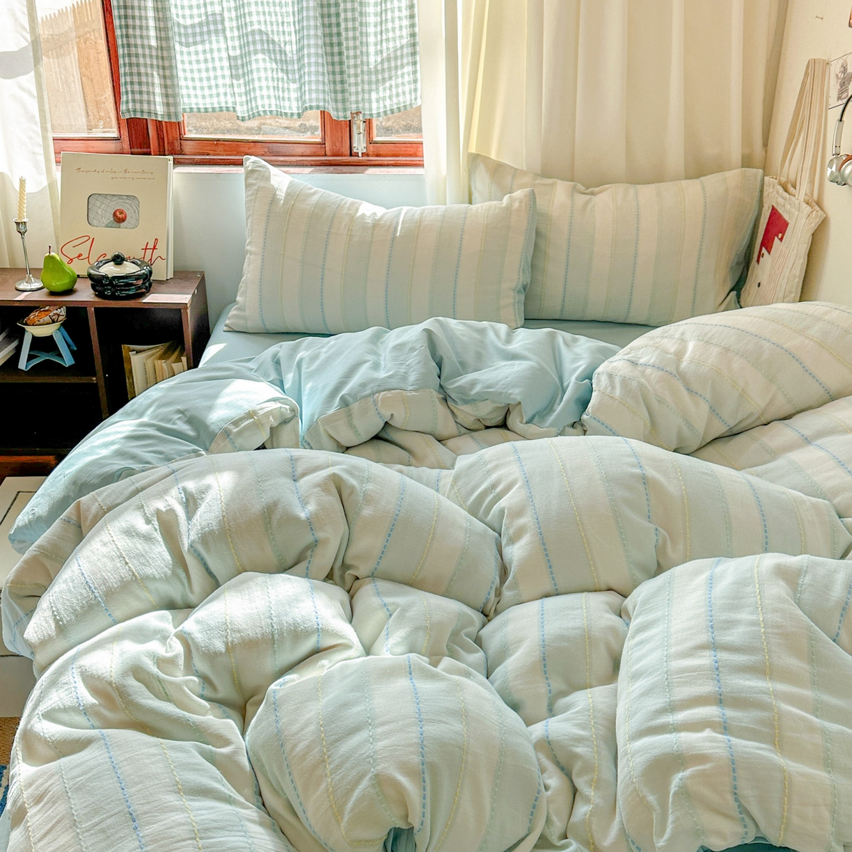 91家纺网 家纺一手货源 找家纺 田野 2026新款水洗棉提花人字小清新系列四件套 晴空蓝条