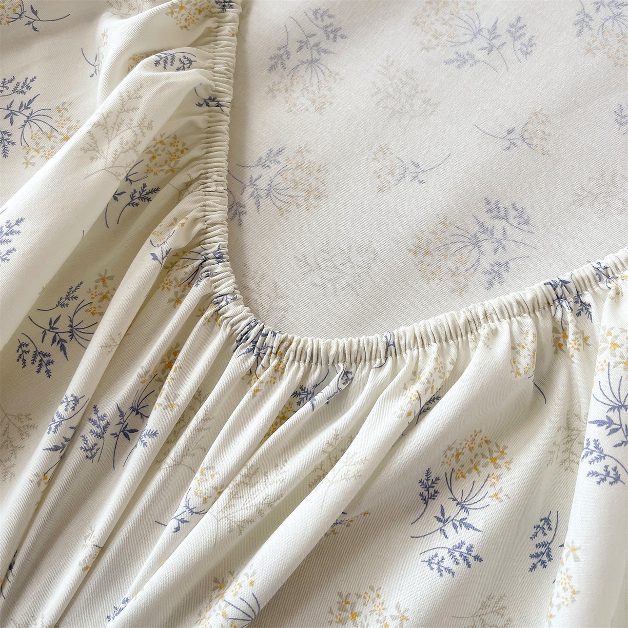 91家纺网 家纺一手货源 找家纺 宝齐莱家纺 2026新款全棉纯棉13372印花单床笠床笠单件 左岸晨雾