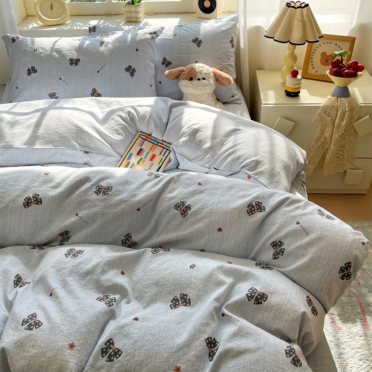 91家纺网 家纺一手货源 找家纺 盛秋家纺 2026春夏新款亲肤舒适色织四件套-洛基系列 好运结+牛仔蓝