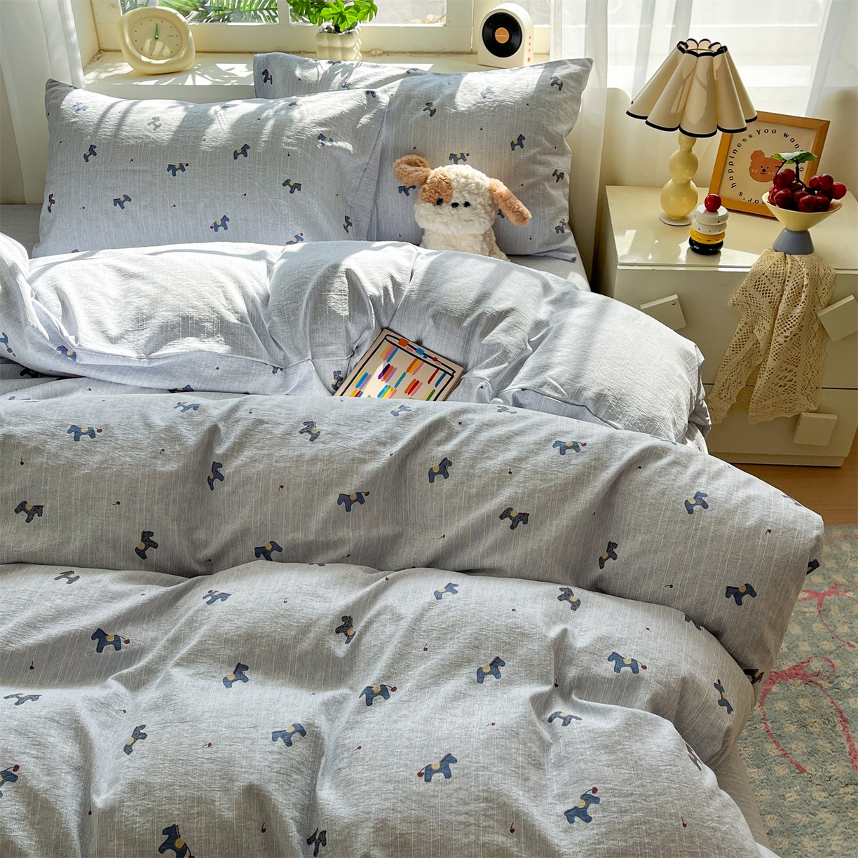 91家纺网 家纺一手货源 找家纺 盛秋家纺 2026春夏新款亲肤舒适色织四件套-洛基系列 宝丽+牛奶蓝