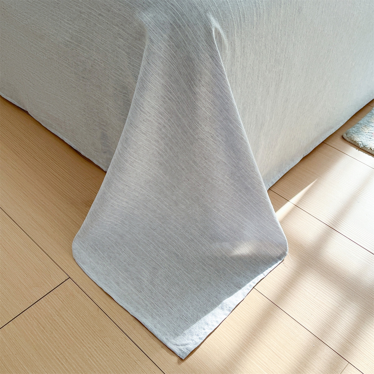 91家纺网 家纺一手货源 找家纺 盛秋家纺 2026春夏新款亲肤舒适色织四件套-洛基系列 宝丽+牛奶蓝