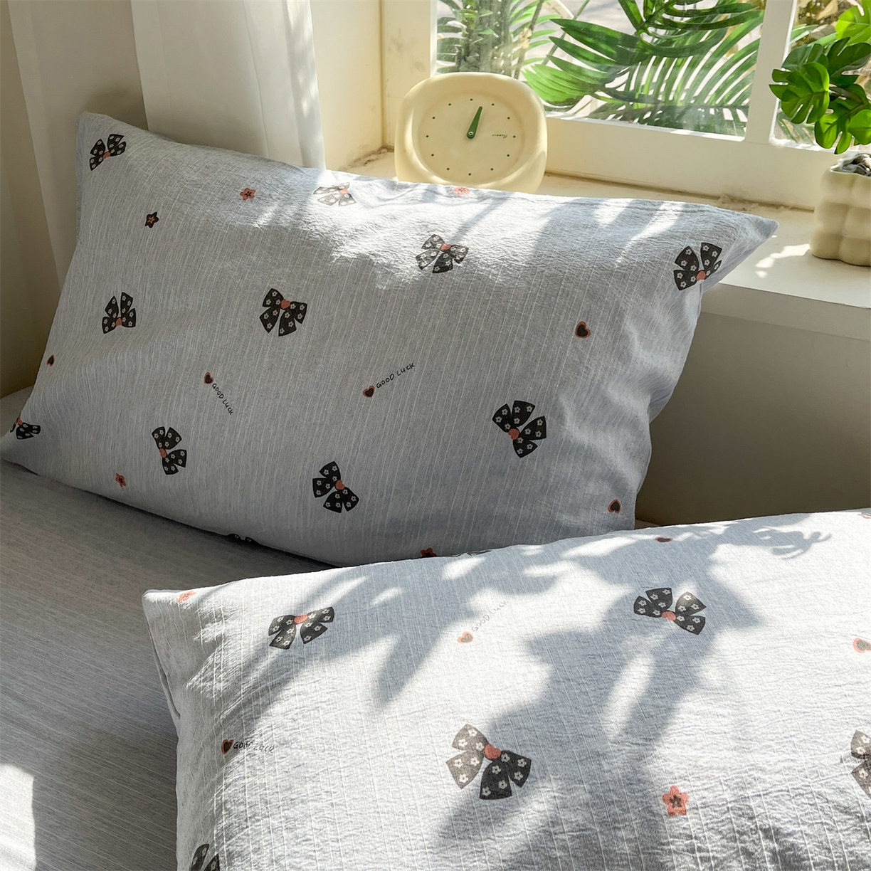 91家纺网 家纺一手货源 找家纺 盛秋家纺 2026春夏新款亲肤舒适色织四件套-洛基系列 好运结+牛仔蓝