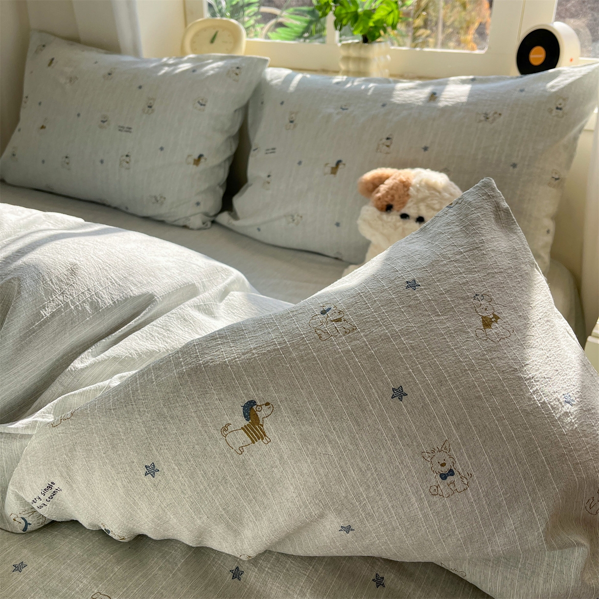 91家纺网 家纺一手货源 找家纺 盛秋家纺 2026春夏新款亲肤舒适色织四件套-洛基系列 星狗+抹茶