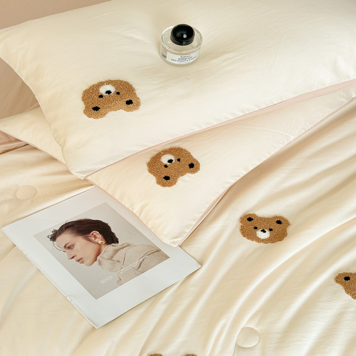 91家纺网 家纺一手货源 找家纺 （总）遇见家居生活馆 2026新款水洗棉毛巾绣夏被四件套-艾拉