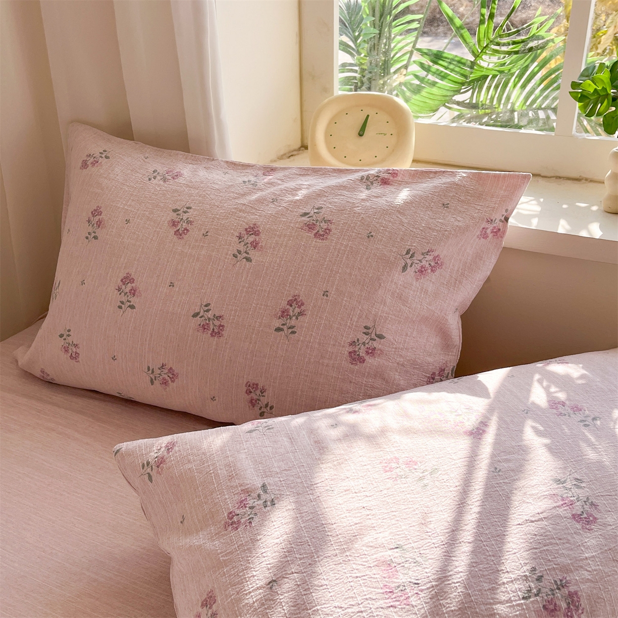 91家纺网 家纺一手货源 找家纺 盛秋家纺 2026春夏新款亲肤舒适色织四件套-洛基系列 云溪+玫瑰粉