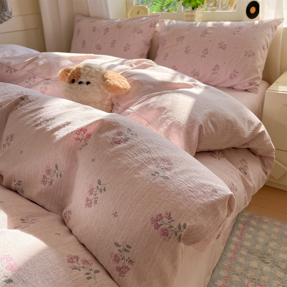 91家纺网 家纺一手货源 找家纺 盛秋家纺 2026春夏新款亲肤舒适色织四件套-洛基系列 云溪+玫瑰粉