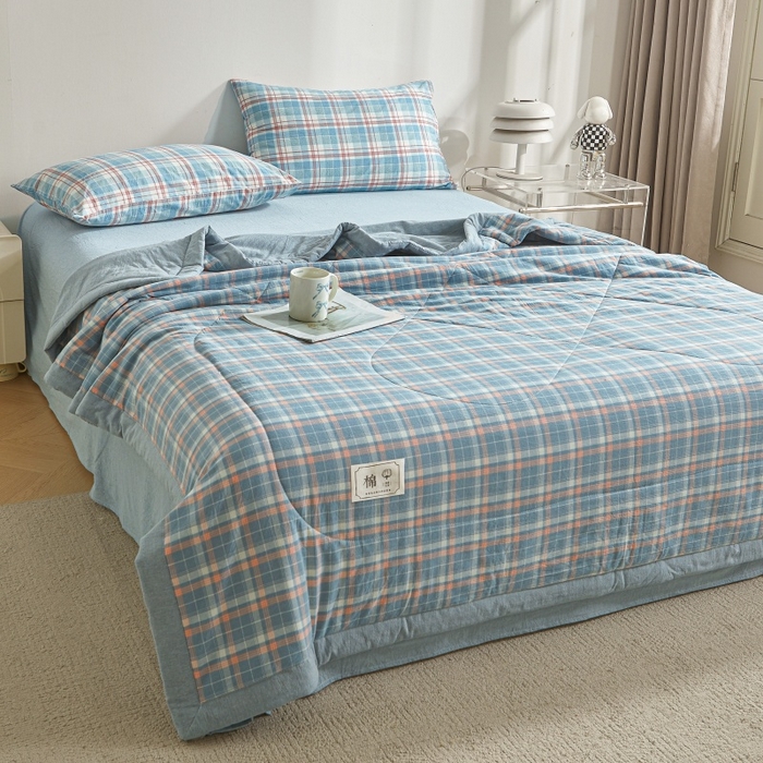 91家纺网 家纺一手货源 找家纺 爱屋及屋 2026新款无印风新疆棉花夏被夏凉被被子被芯 格韵蓝