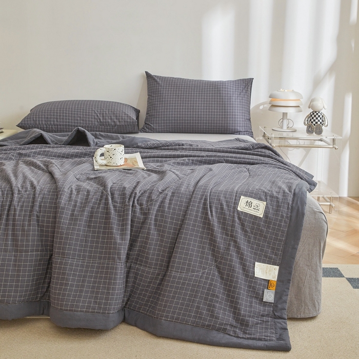 91家纺网 家纺一手货源 找家纺 爱屋及屋 2026新款无印风新疆棉花夏被夏凉被被子被芯 黑小格