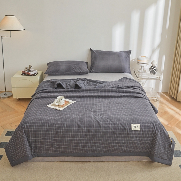 91家纺网 家纺一手货源 找家纺 爱屋及屋 2026新款无印风新疆棉花夏被夏凉被被子被芯 黑小格