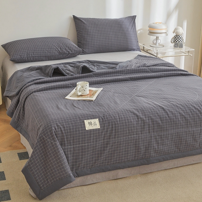 91家纺网 家纺一手货源 找家纺 爱屋及屋 2026新款无印风新疆棉花夏被夏凉被被子被芯 黑小格