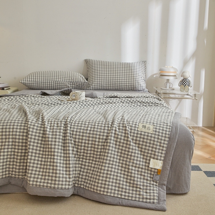 91家纺网 家纺一手货源 找家纺 爱屋及屋 2026新款无印风新疆棉花夏被夏凉被被子被芯 灰小格