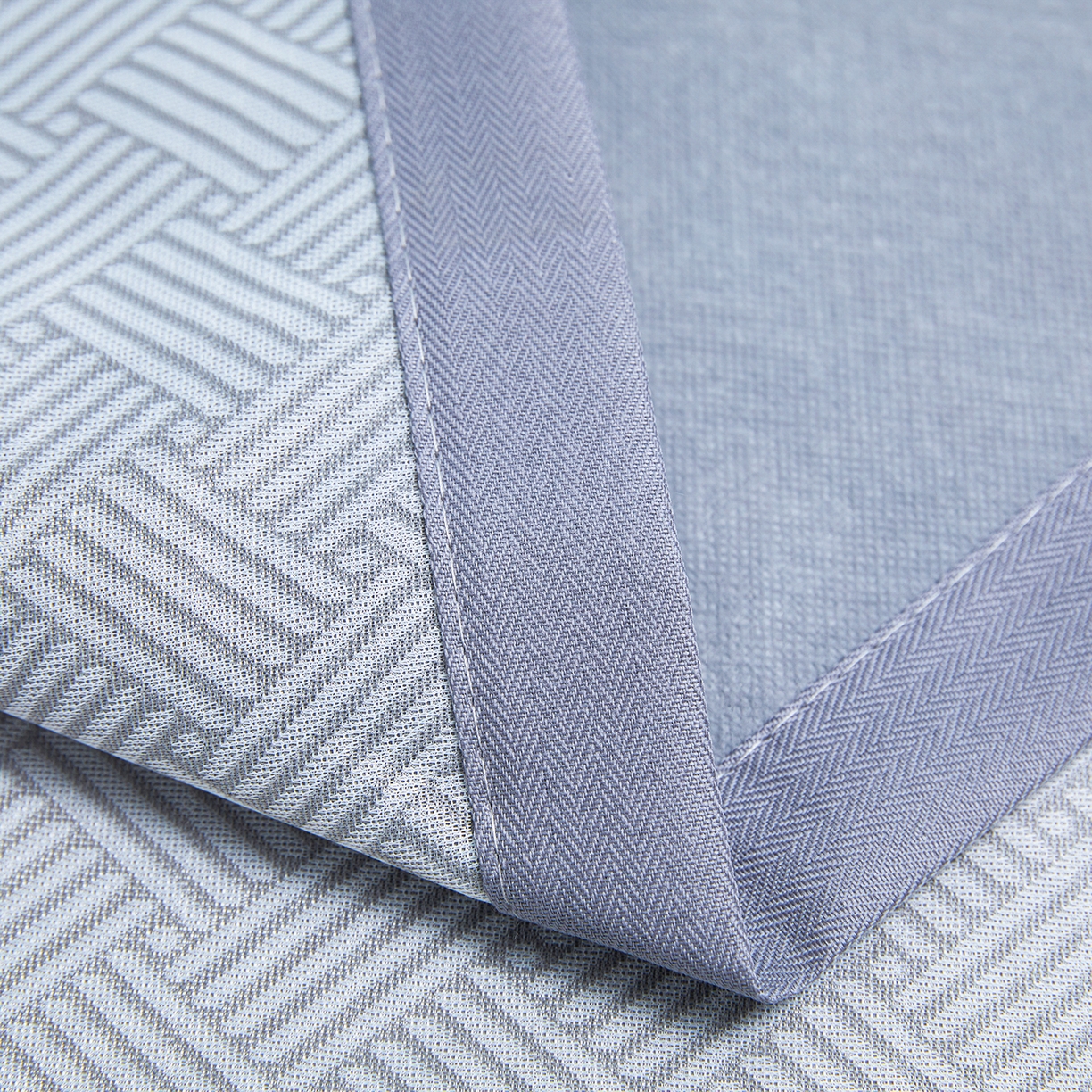 91家纺网 家纺一手货源 找家纺 席都凉席工厂店 2026新款可机洗水洗艾草凉感冰丝高精密碳光软席饼干花三件套 饼干花-灰色