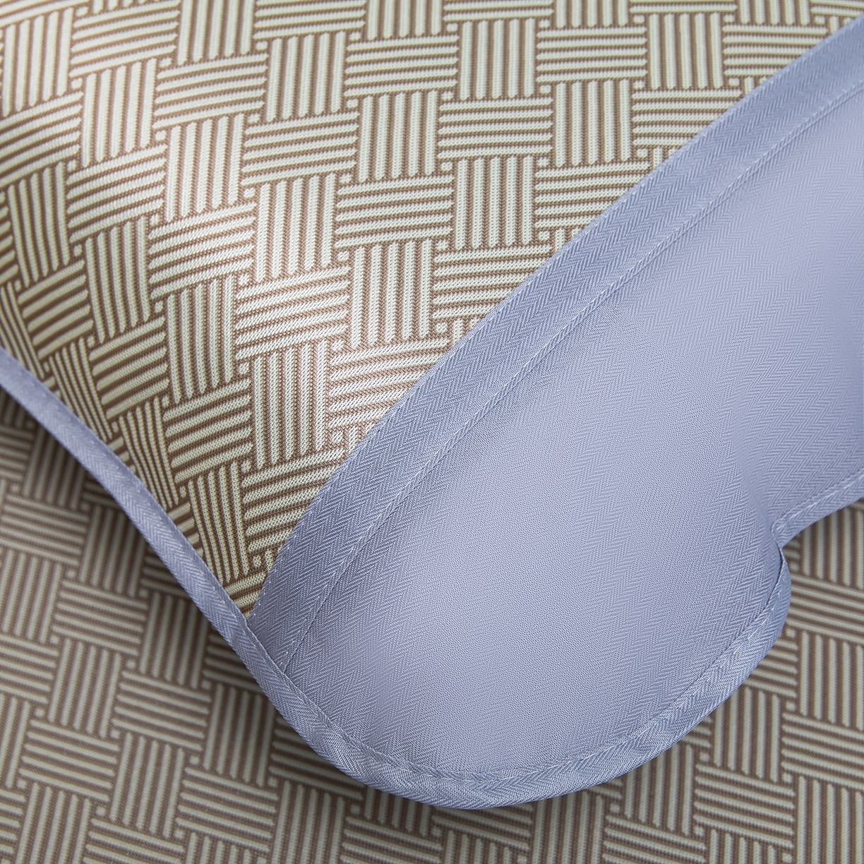 91家纺网 家纺一手货源 找家纺 席都凉席工厂店 2026新款可机洗水洗艾草凉感冰丝高精密碳光软席饼干花三件套 饼干花-咖色