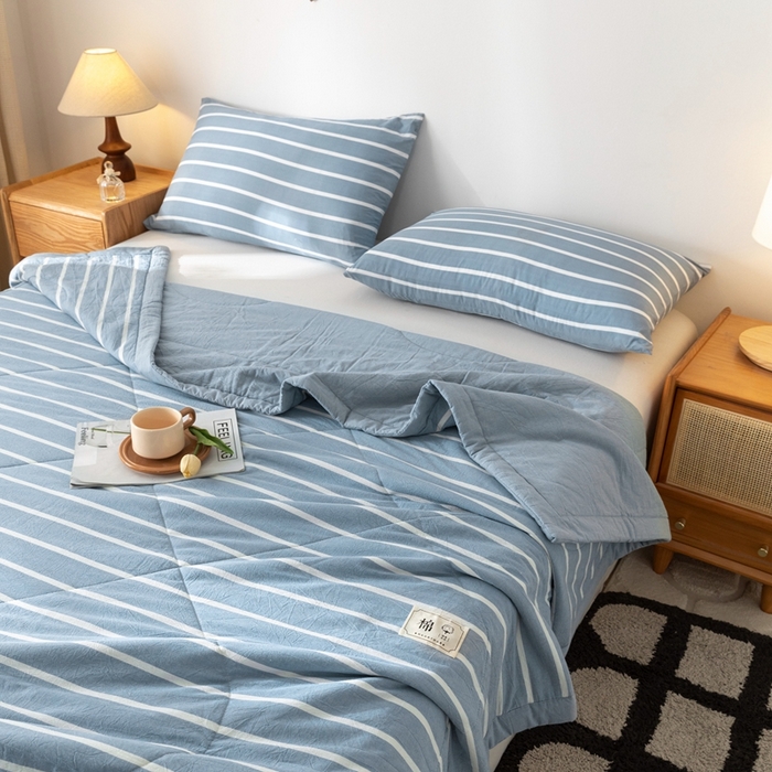 91家纺网 家纺一手货源 找家纺 爱屋及屋 2026新款无印风新疆棉花夏被夏凉被被子被芯 蓝条纹