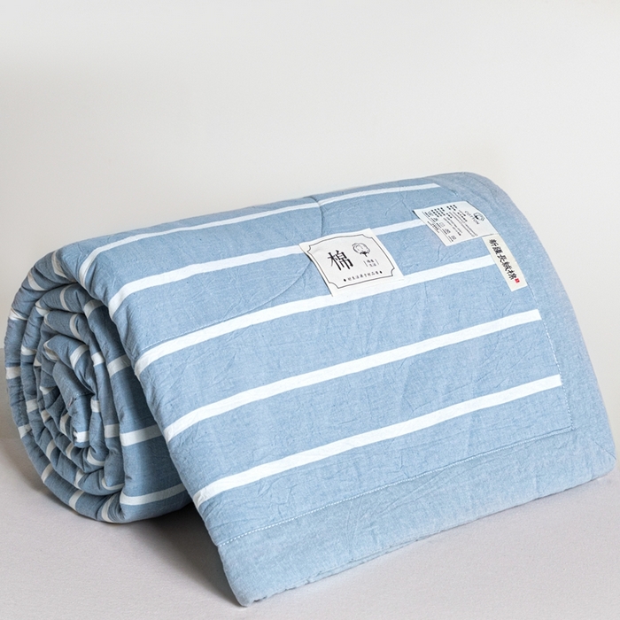 91家纺网 家纺一手货源 找家纺 爱屋及屋 2026新款无印风新疆棉花夏被夏凉被被子被芯 蓝条纹