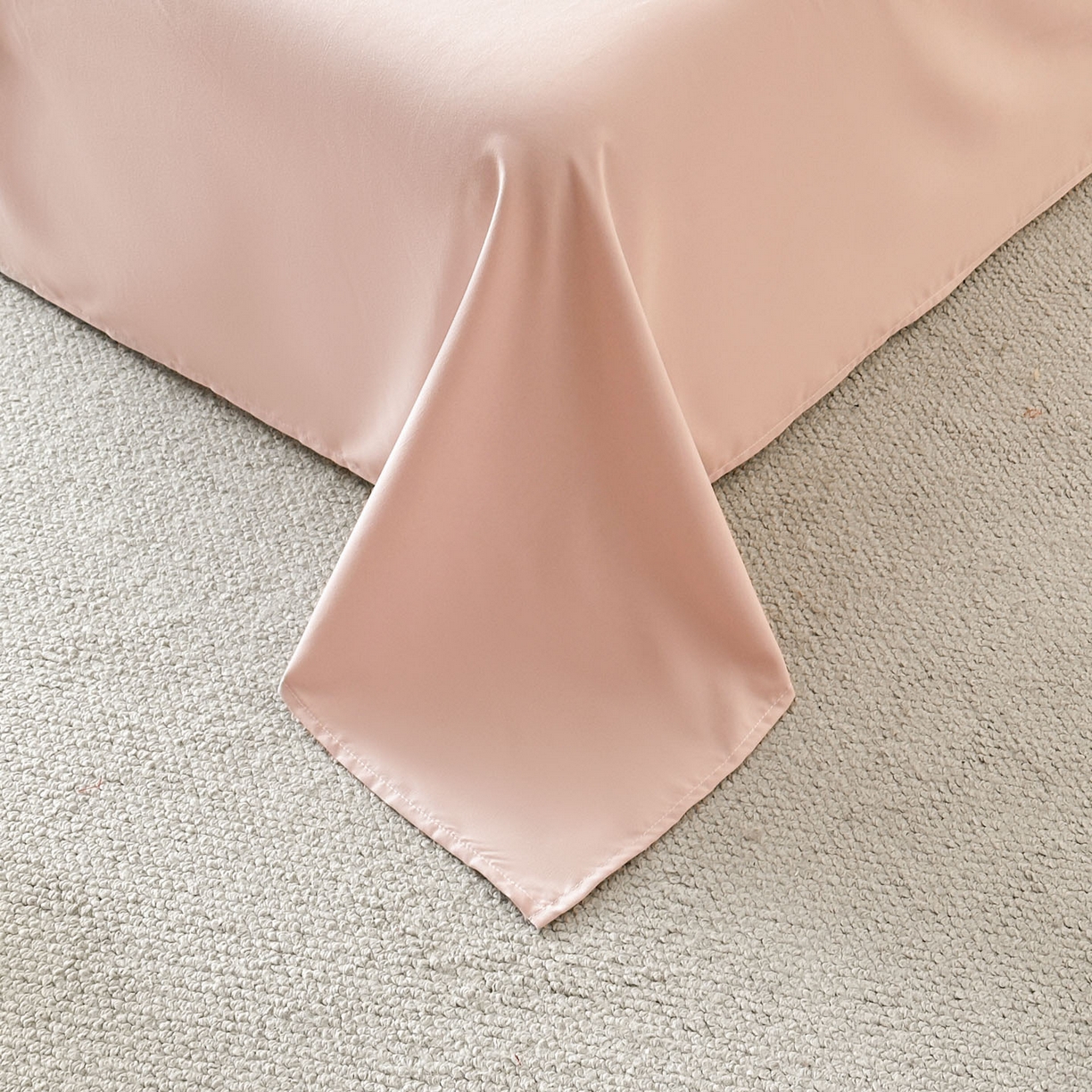 91家纺网 家纺一手货源 找家纺 遇见家居生活馆 2026新款水洗棉毛巾绣夏被四件套-艾拉 艾拉-蝴蝶结嫩粉+浅灰