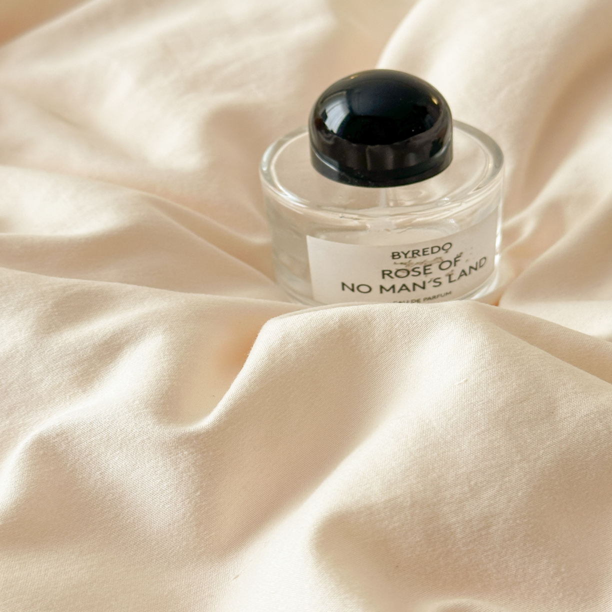 91家纺网 家纺一手货源 找家纺 遇见家居生活馆 2026新款水洗棉毛巾绣夏被四件套-艾拉 艾拉-花朵米白+嫩粉